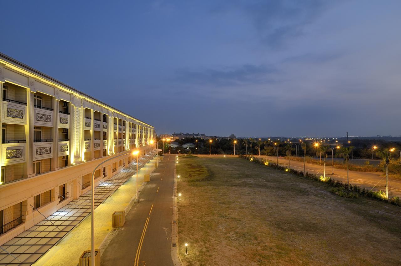 Hoya Resort Hotel Chiayi Екстериор снимка